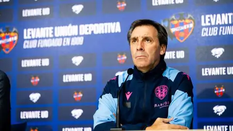 Felipe Miñambres: "Ganar en Burgos sería un golpe en la mesa" Felipe Miñambres: "Ganar en Burgos sería un golpe en la mesa"
