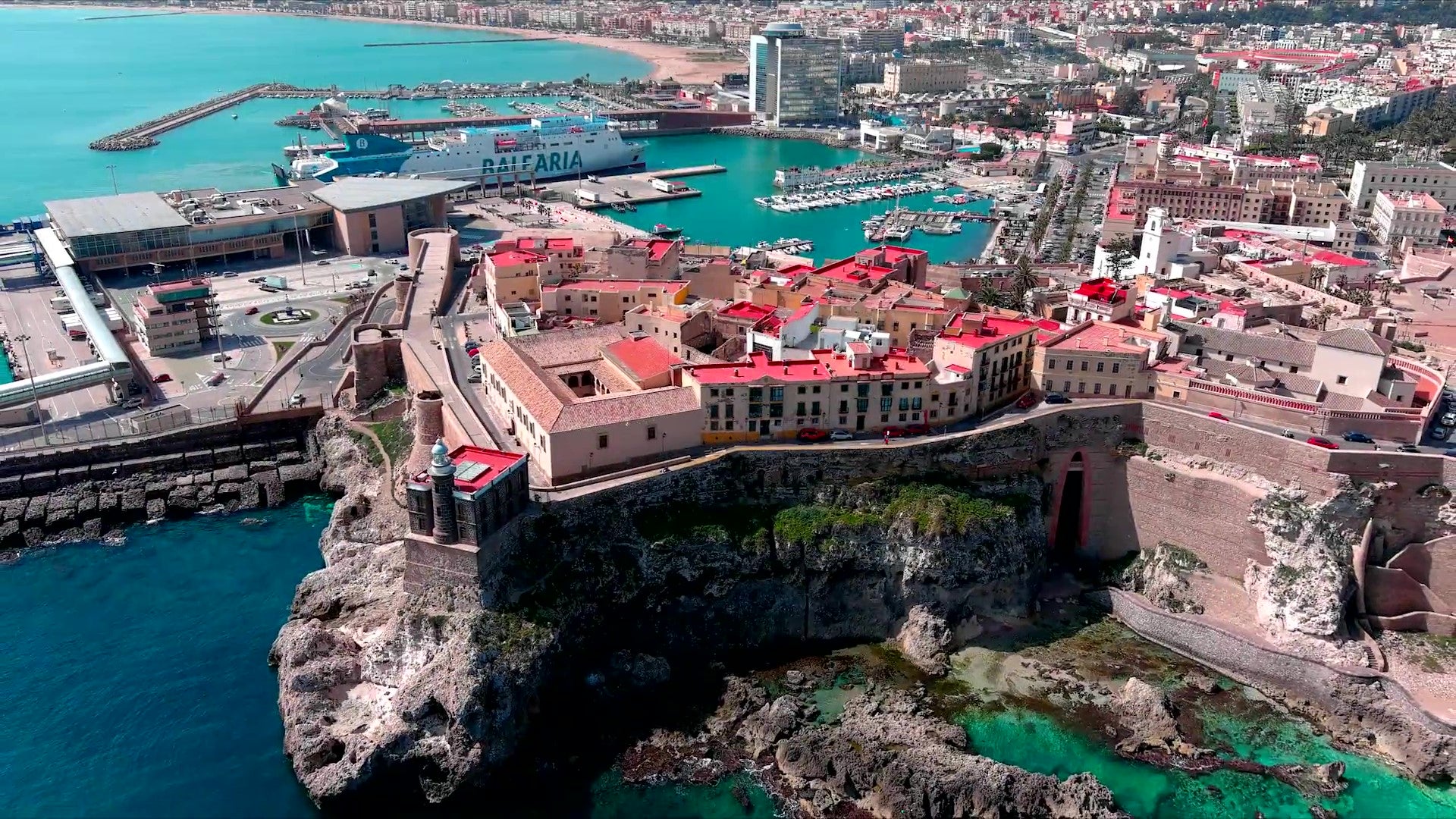 Un terremoto de 4,3 se siente en Melilla y en parte de Andalucía Un terremoto de 4,3 se siente en Melilla y en parte de Andalucía