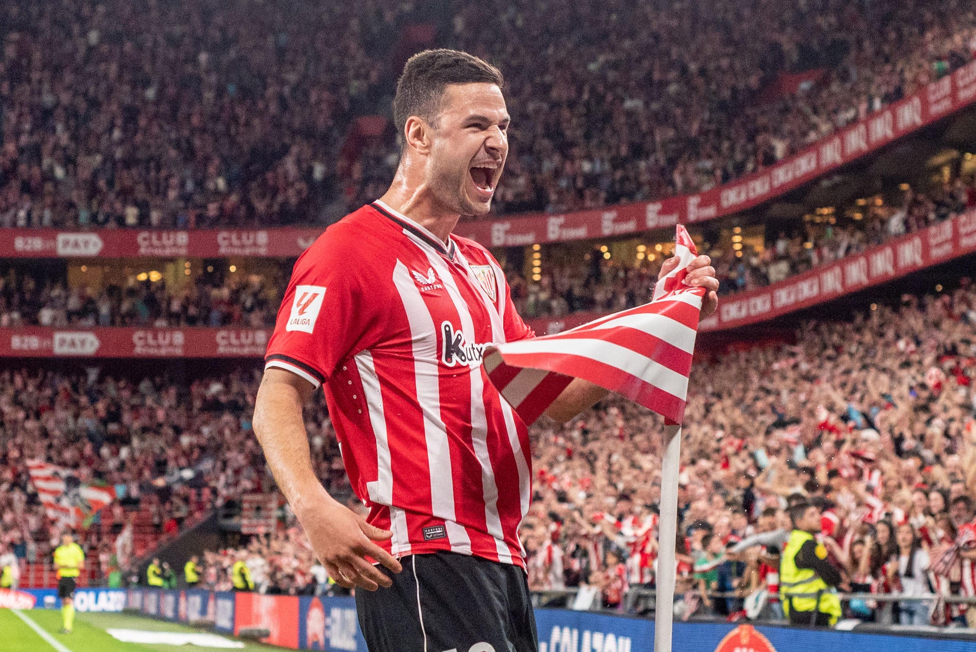 Un doblete de Guruzeta acaba con el Alavés y el Athletic duerme en zona Champions Un doblete de Guruzeta acaba con el Alavés y el Athletic duerme en zona Champions