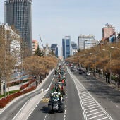 Los tractores circulan por el Paseo de la Castellana (Madrid)