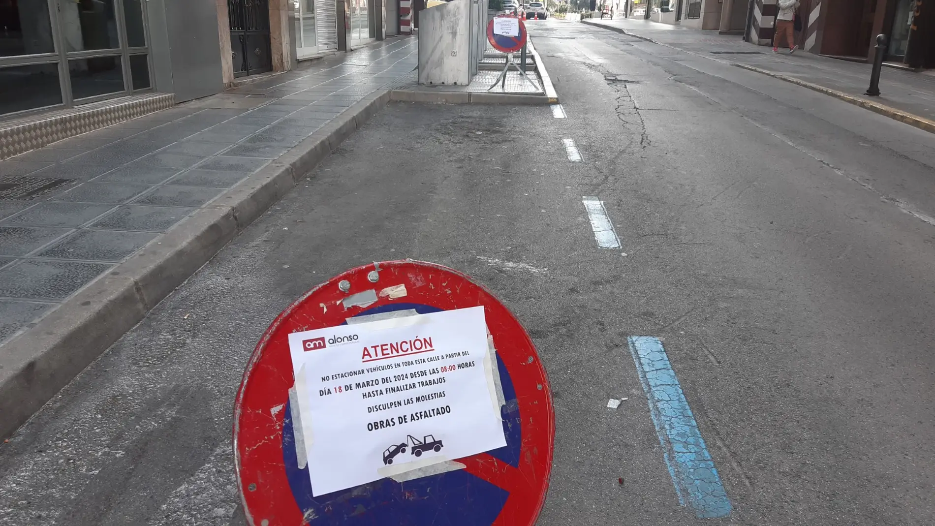 Información de las obras de asfaltado en la calle Ruiz Morote