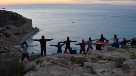 Observaci&oacute;n aqueoaston&oacute;mica y Yoga en el Santuario ib&eacute;rico de la Malladeta de la Vila Joiosa