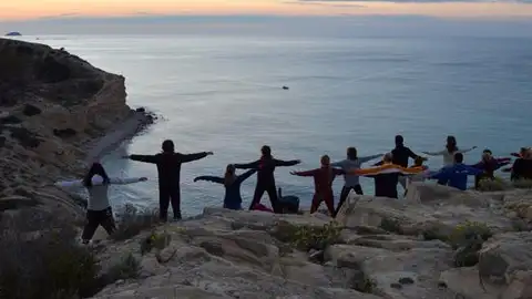 Observación aqueoastonómica y Yoga en el Santuario ibérico de la Malladeta de la Vila Joiosa Observación aqueoastonómica y Yoga en el Santuario ibérico de la Malladeta de la Vila Joiosa