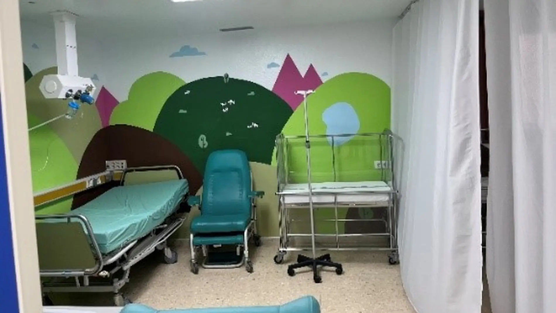El Hospital de Mérida reforma la zona de urgencias pediátricas