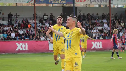 El Orihuela CF gana en Yecla (0-1) y se consolida como candidato a optar a una de las plazas de play off de ascenso Orihuela Cf