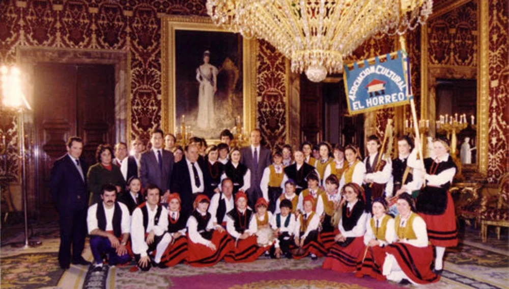 La Asc. Cultural del Hórreo de Barcia crea grupo de toques y bailes vaqueiros. La Asc. Cultural del Hórreo de Barcia crea grupo de toques y bailes vaqueiros.