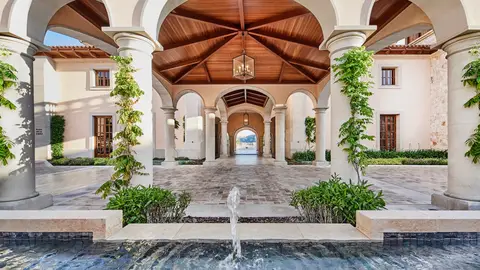 Entrada del Hotel Cap Vermell en Canyamel, Capdepera (Mallorca) Entrada del Hotel Cap Vermell en Canyamel, Capdepera (Mallorca)