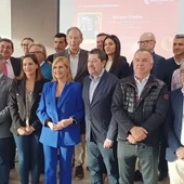 La Cámara de Comercio y empresarios de Orihuela y la Vega Baja se reúnen con la consellera de Infraestructuras La Cámara de Comercio y empresarios de Orihuela y la Vega Baja se reúnen con la consellera de Infraestructuras
