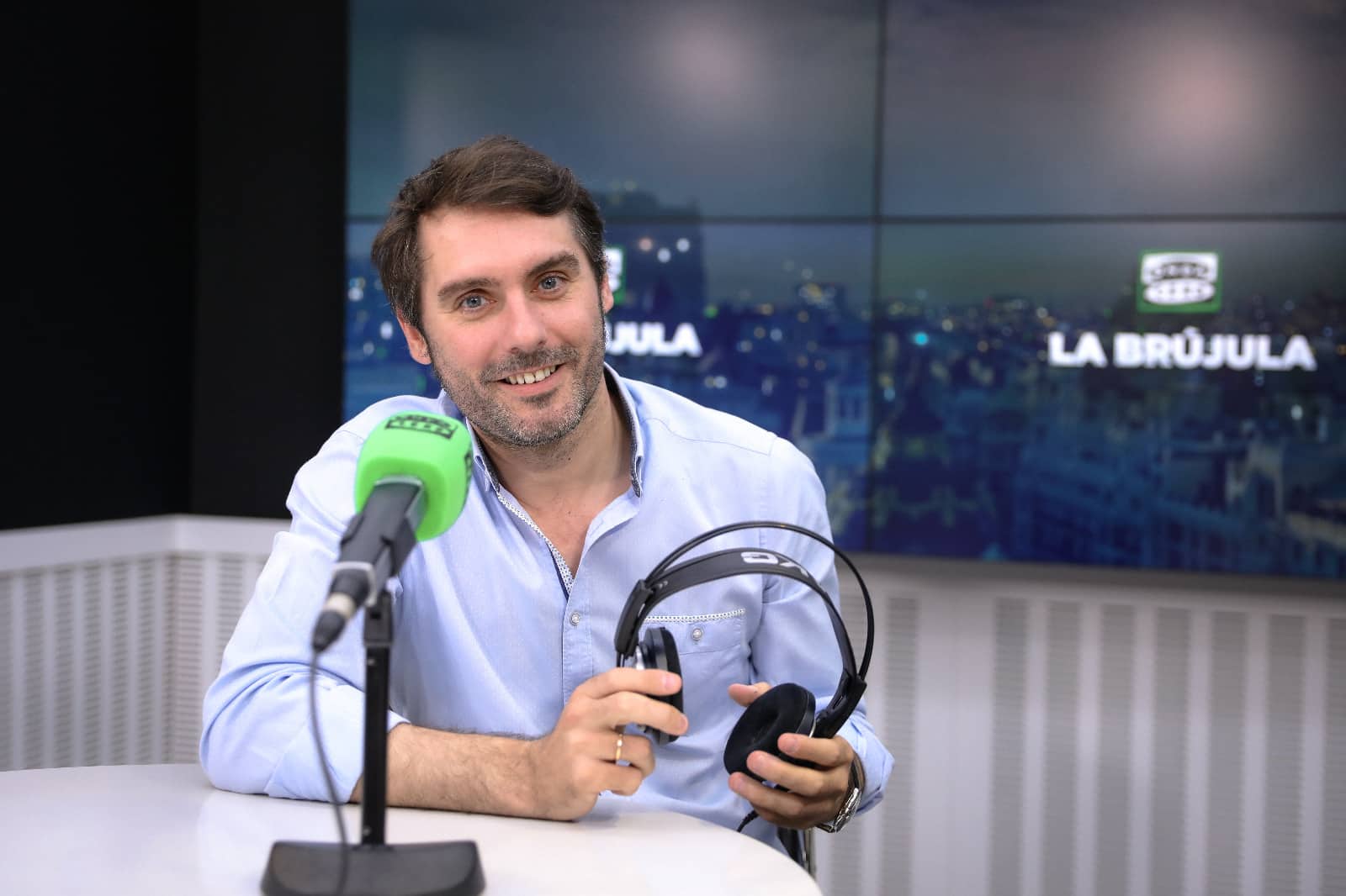 “La Brújula” de Rafa Latorre se emite en directo desde Palma en una edición especial “La Brújula” de Rafa Latorre se emite en directo desde Palma en una edición especial