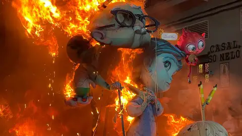 El fuego de la Cremà cierra las Fallas 2024 El fuego de la Cremà cierra las Fallas 2024