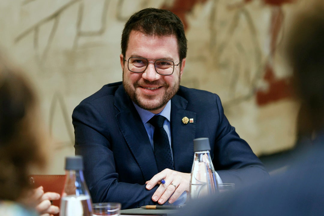 Aragonès plantea que Cataluña recaude todos los impuestos y transfiera después una parte al Estado Aragonès plantea que Cataluña recaude todos los impuestos y transfiera después una parte al Estado