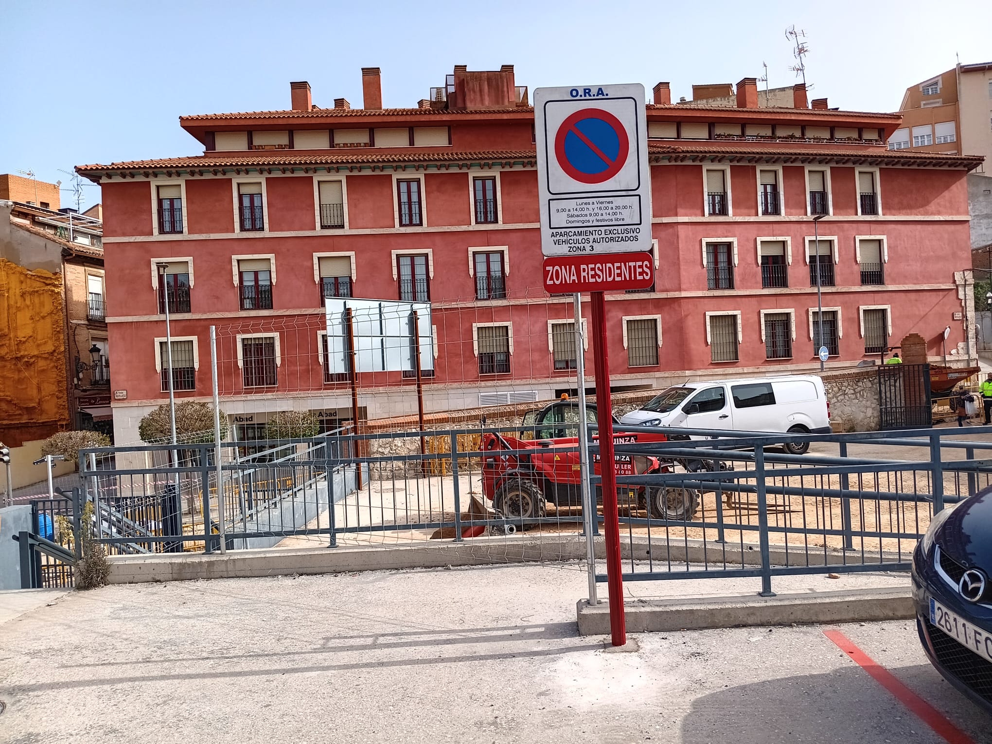 Parking en el Mercado de Abastos Parking en el Mercado de Abastos
