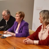 Sonia González, en el centro, durante la rueda de prensa Sonia González, en el centro, durante la rueda de prensa