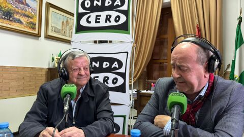 Miguel Mart&iacute;nez-Carl&oacute;n, alcalde de V&eacute;lez-Rubio, y Juan Aguilera