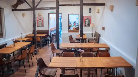 Taberna Garibaldi, propiedad de Pablo Iglesias, en Lavapiés. Taberna Garibaldi, propiedad de Pablo Iglesias, en Lavapiés.