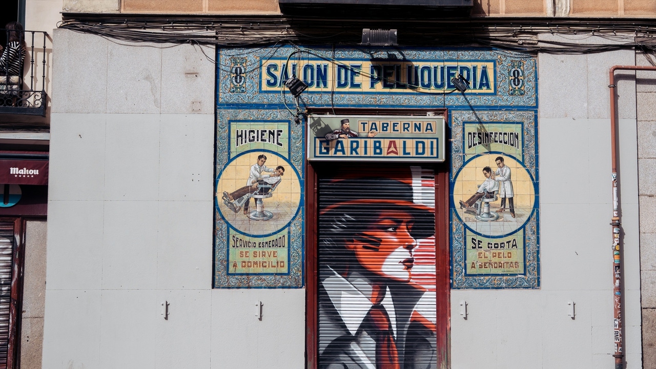 La opinión de Irene Montero sobre el bar de Pablo Iglesias: "Tengo un empresario en casa" | Onda Cero Radio