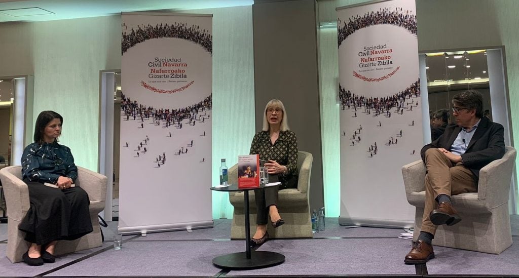 Mira Milosevich: "Rusia es una potencia irracional, es un zombi que intenta volver a ser un imperio" Mira Milosevich: "Rusia es una potencia irracional, es un zombi que intenta volver a ser un imperio"