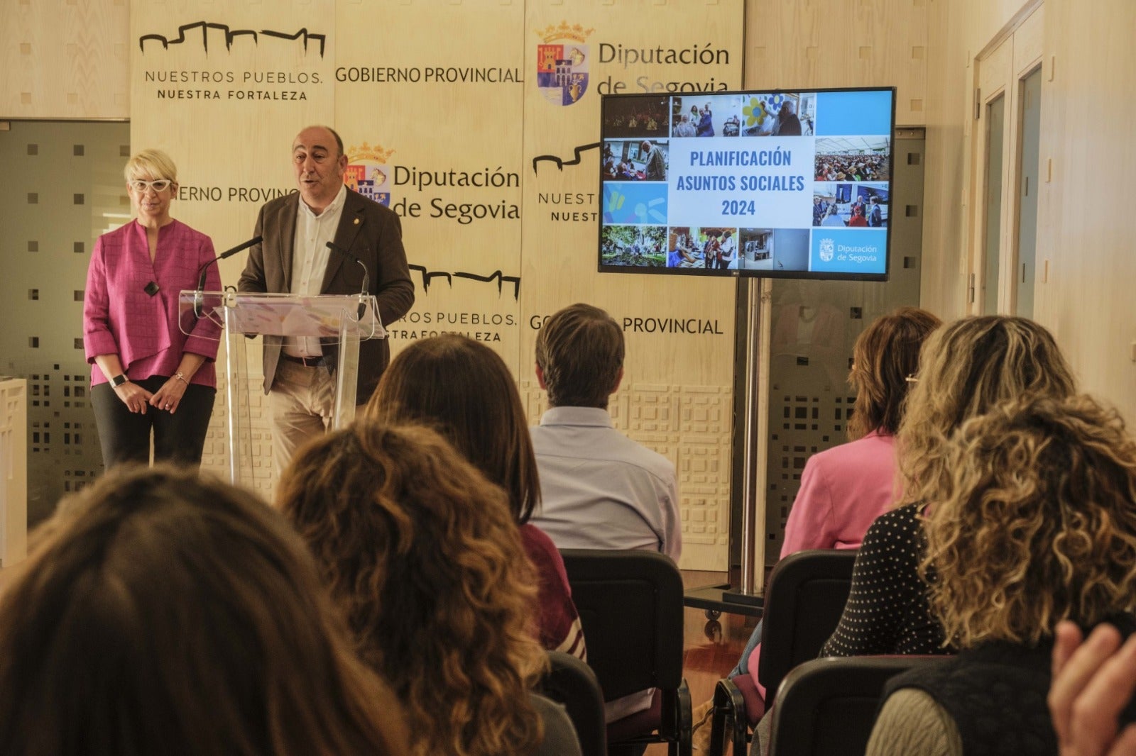 La Diputación invierte este año 2,3 millones de inversión para cuatro nuevas Unidades de Convivencia La Diputación invierte este año 2,3 millones de inversión para cuatro nuevas Unidades de Convivencia