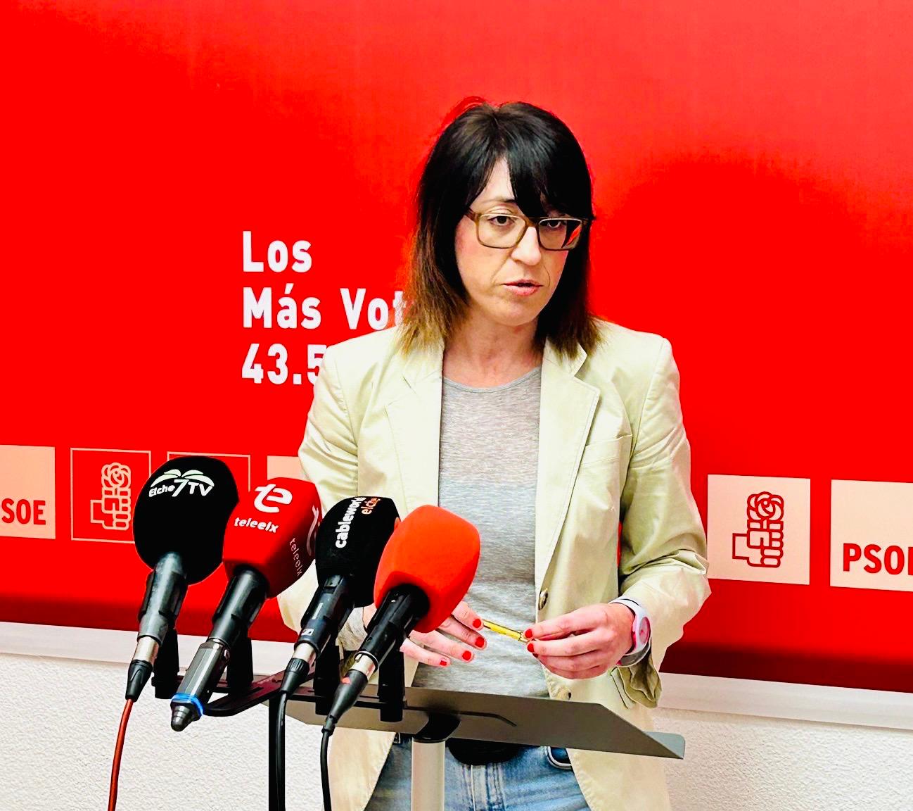 El PSOE de Elche estrena la figura de interpelación del nuevo ROM en el pleno instando la del edil de Hacienda El PSOE de Elche estrena la figura de interpelación del nuevo ROM en el pleno instando la del edil de Hacienda