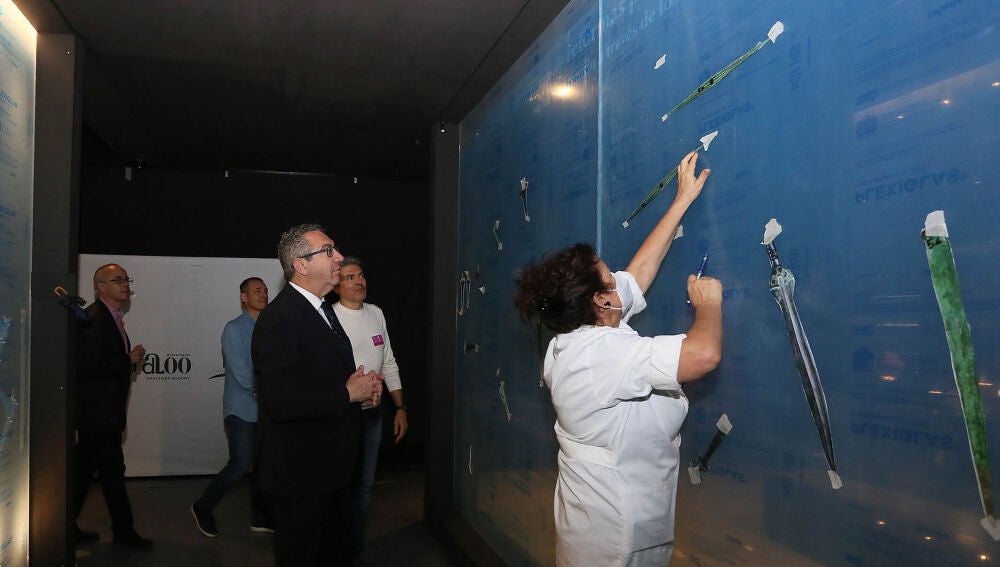 Montaje de la exposición internacional 'Dinastías' en el MARQ 