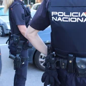 Agentes de la Policía Nacional Agentes de la Policía Nacional