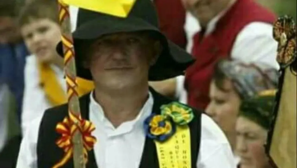 José L. Rodríguez, adelanta el interés de tres parejas para casarse en la Boda Vaqueira. José L. Rodríguez, adelanta el interés de tres parejas para casarse en la Boda Vaqueira.