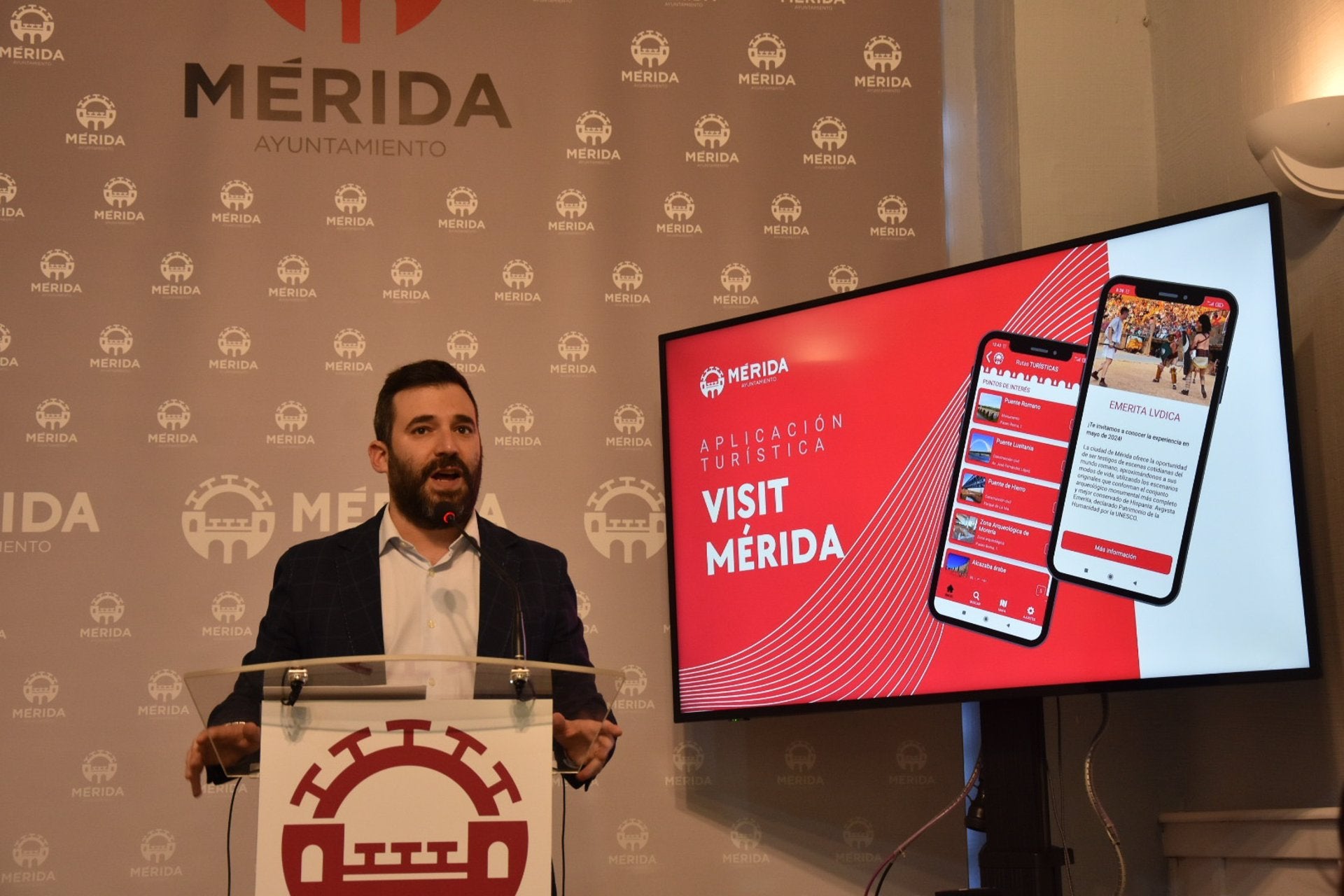 El Ayuntamiento de Mérida lanza 'Visit Mérida', una app sobre el turismo de la ciudad El Ayuntamiento de Mérida lanza 'Visit Mérida', una app sobre el turismo de la ciudad
