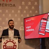 Delegado de Turismo de Mérida, Felipe González, presenta la app 'Visit Mérida'