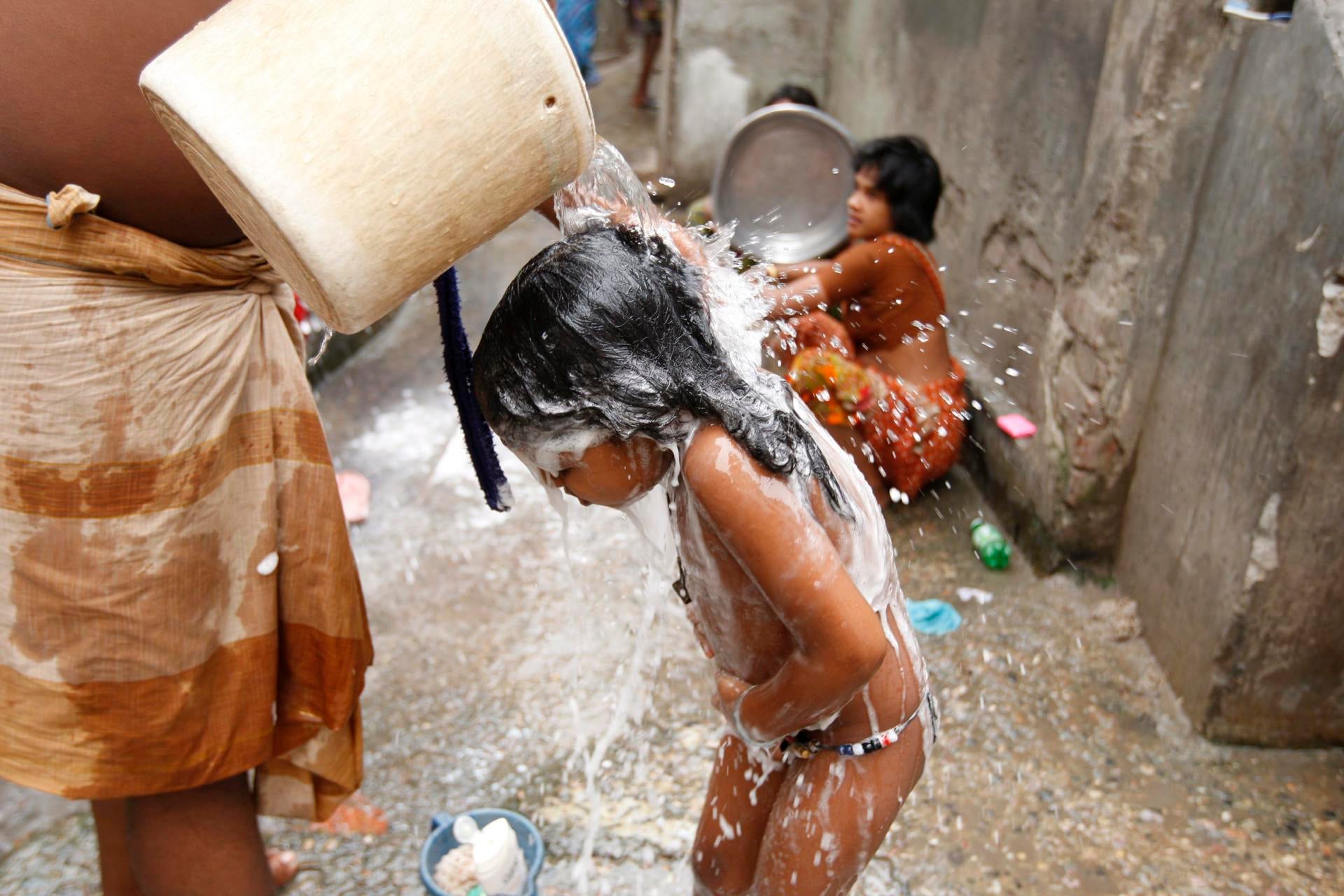 Unos 2.200 millones de personas en el mundo carecen de agua potable segura Unos 2.200 millones de personas en el mundo carecen de agua potable segura