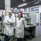 Los investigadores del I3A Iñaki Ochoa y Clara Malo