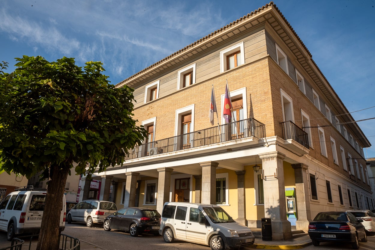 Moción de censura para desbancar a Juan Escalzo Moción de censura para desbancar a Juan Escalzo