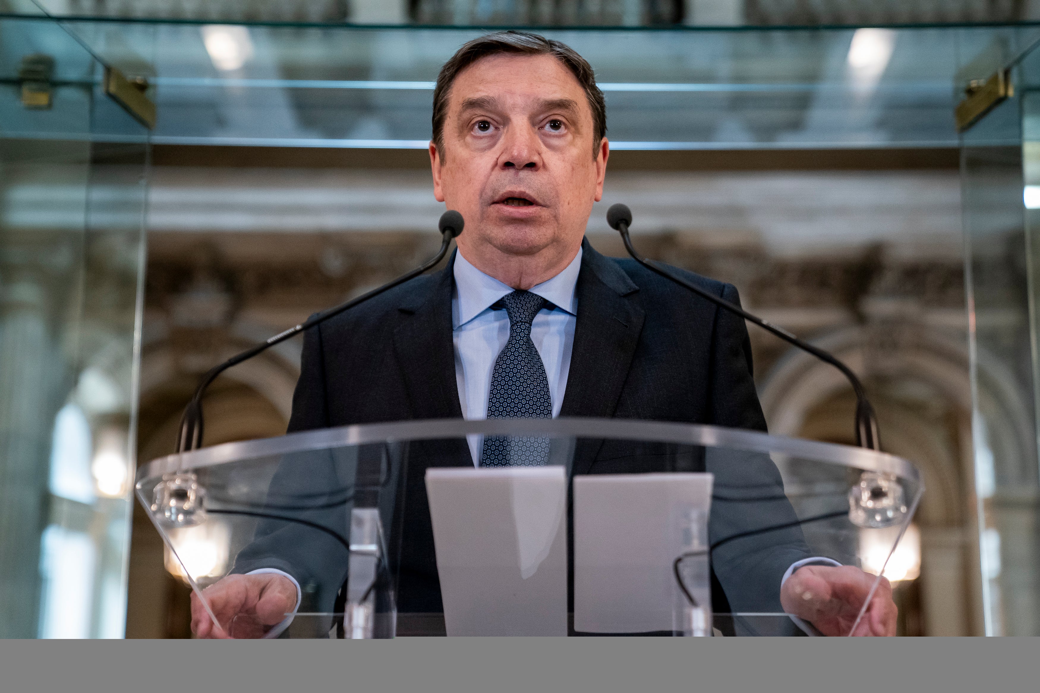 Luis Planas valora el acuerdo de los 27 ministros de Agricultura: piden una mayor flexibilización de la PAC Luis Planas valora el acuerdo de los 27 ministros de Agricultura: piden una mayor flexibilización de la PAC