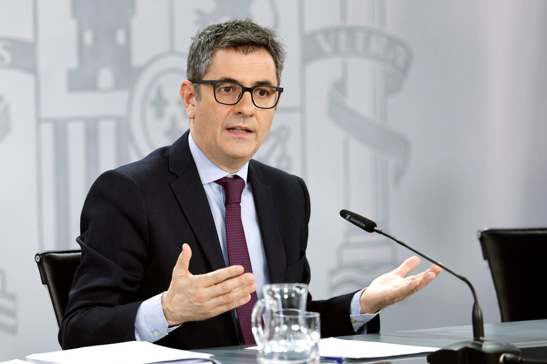 El Gobierno recurre ante el Constitucional la iniciativa de independencia que tramita el Parlament El Gobierno recurre ante el Constitucional la iniciativa de independencia que tramita el Parlament