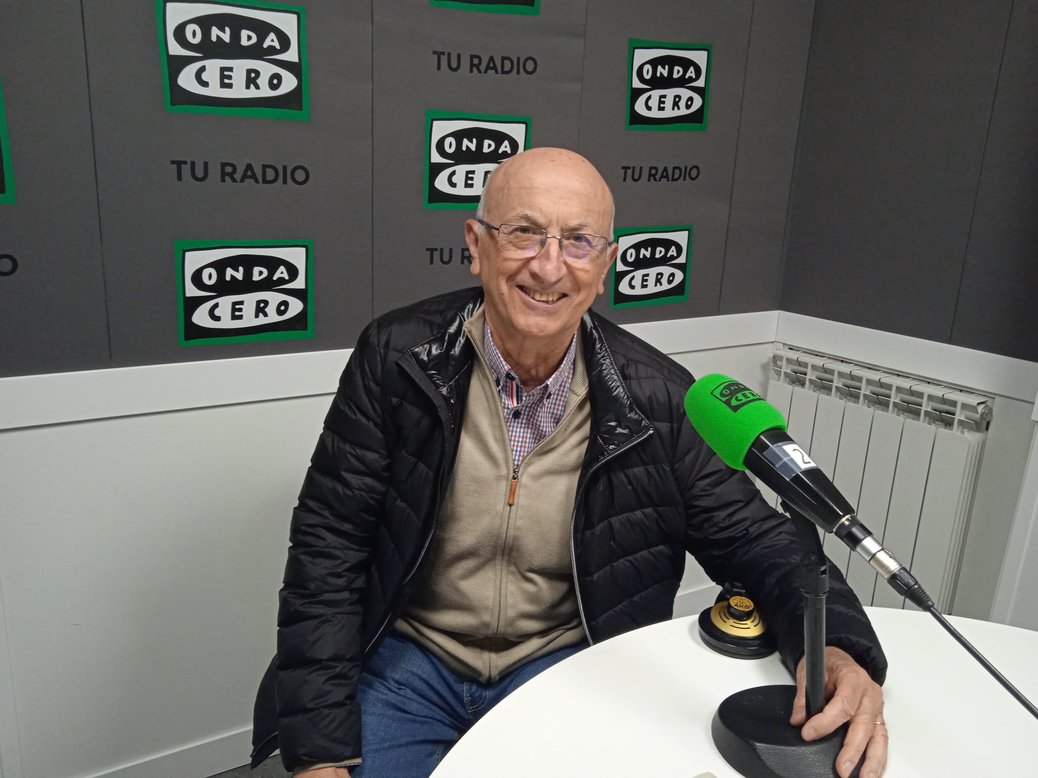 El doctor Pueyo concluye la consulta sobre la hipertensión El doctor Pueyo concluye la consulta sobre la hipertensión