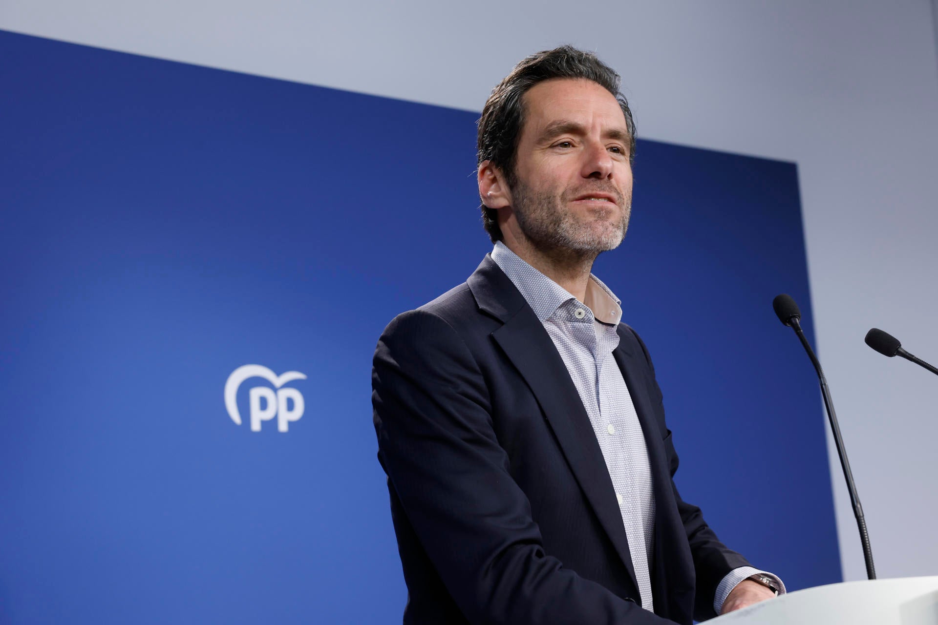 Borja Sémper señala a los socios de Sánchez: "La corrupción no solo ensucia a los responsables, sino a quienes la encubren" Borja Sémper señala a los socios de Sánchez: "La corrupción no solo ensucia a los responsables, sino a quienes la encubren"