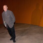  Foto de archivo del escultor norteamericano Richard Serra durante la presentación de su exposición "La materia del tiempo" en el Museo Guggenheim de Bilbao.