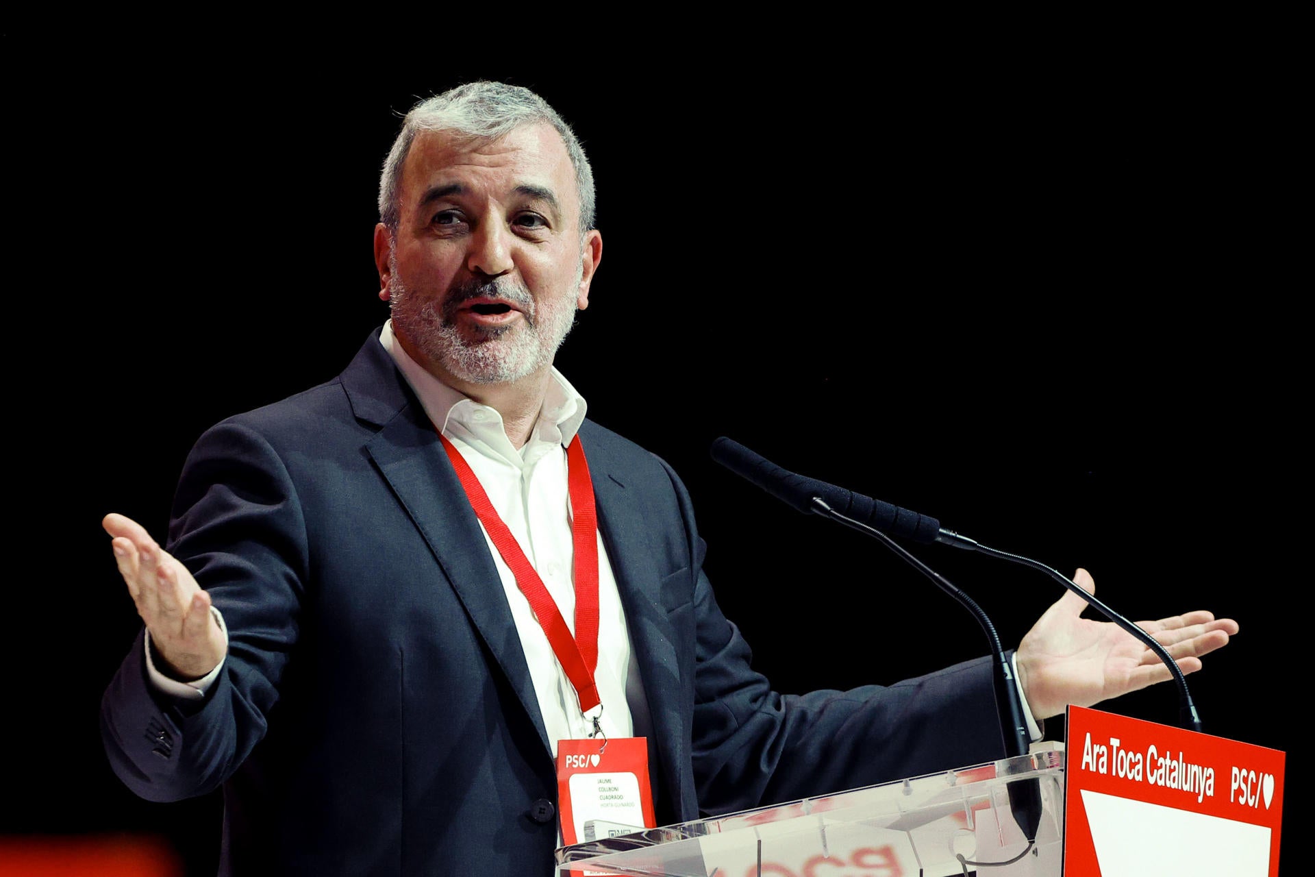 Jaume Collboni pierde la cuestión de confianza y se abre a ampliar su Gobierno Jaume Collboni pierde la cuestión de confianza y se abre a ampliar su Gobierno