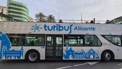 El nuevo Turibús de Alicante 