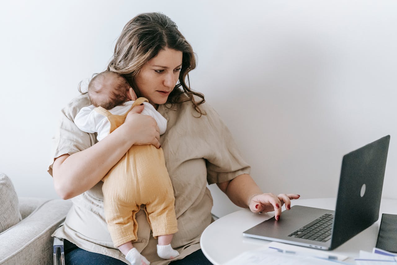La conciliación es cada vez más difícil en España y empeora para los trabajadores con hijos La conciliación es cada vez más difícil en España y empeora para los trabajadores con hijos