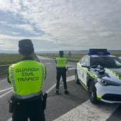 Agentes de la Guardia Civil de Tráfico Agentes de la Guardia Civil de Tráfico