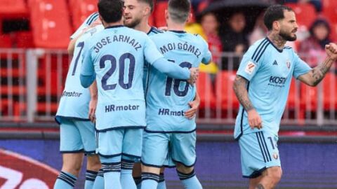 Osasuna gana cómodo en Almería