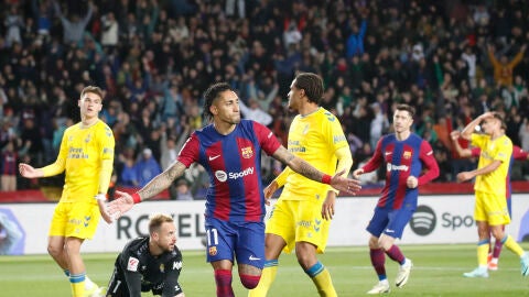 Un gol de Rapinha concede al Barcelona una victoria importante frente a Las Palmas 