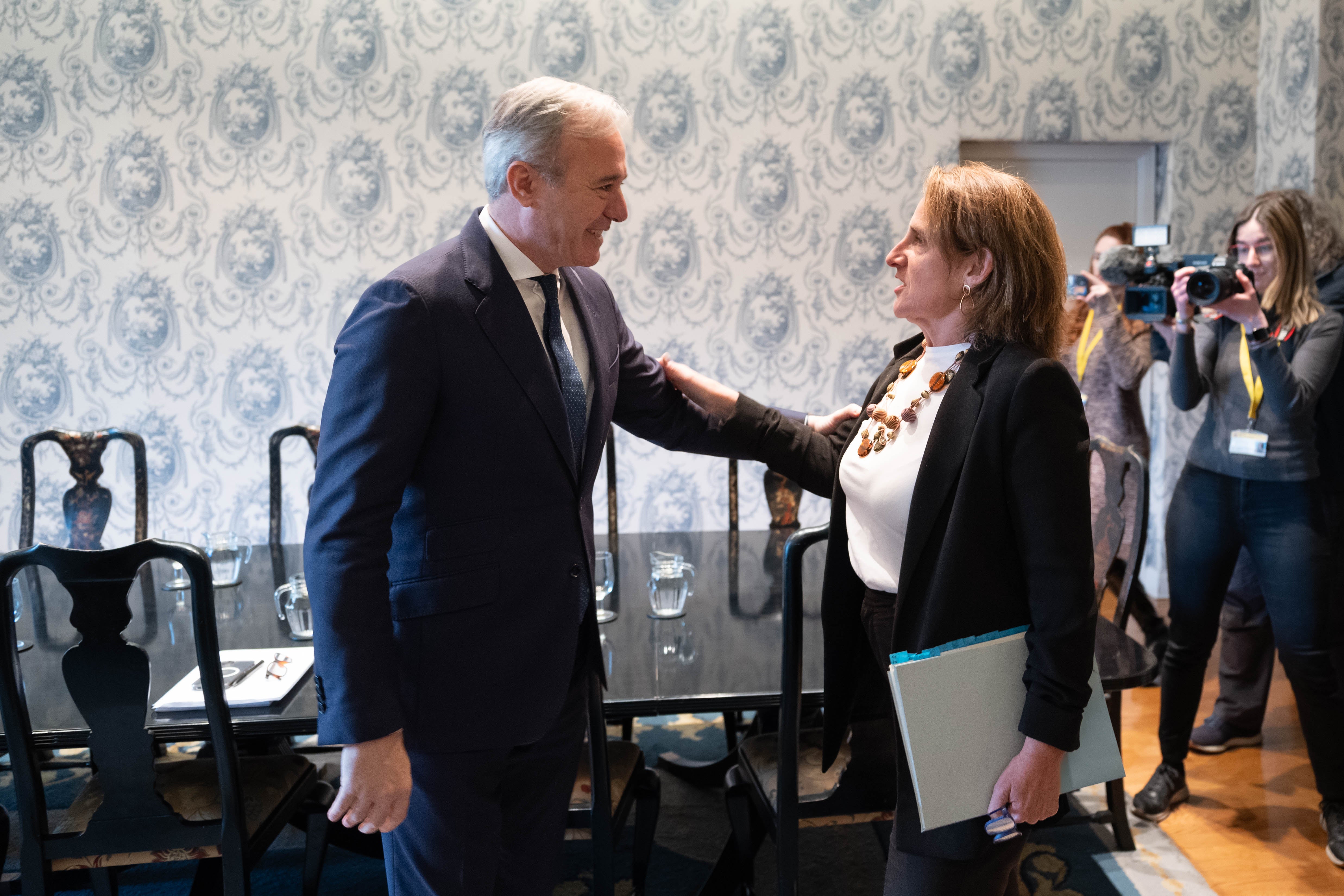 Ribera se compromete a impulsar el Pacto del Agua en Aragón Ribera se compromete a impulsar el Pacto del Agua en Aragón