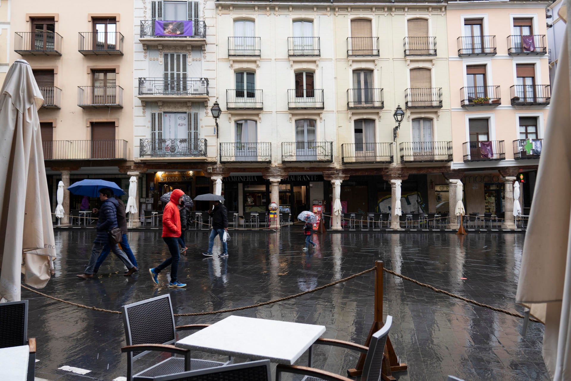 Abril llega con lluvias débiles y con temperaturas por encima de lo normal Abril llega con lluvias débiles y con temperaturas por encima de lo normal