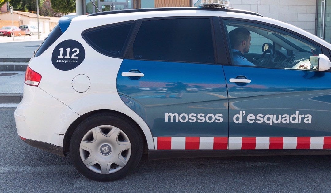 Dos jóvenes muertos, otro crítico y otra grave en un accidente en Cambrils Dos jóvenes muertos, otro crítico y otra grave en un accidente en Cambrils