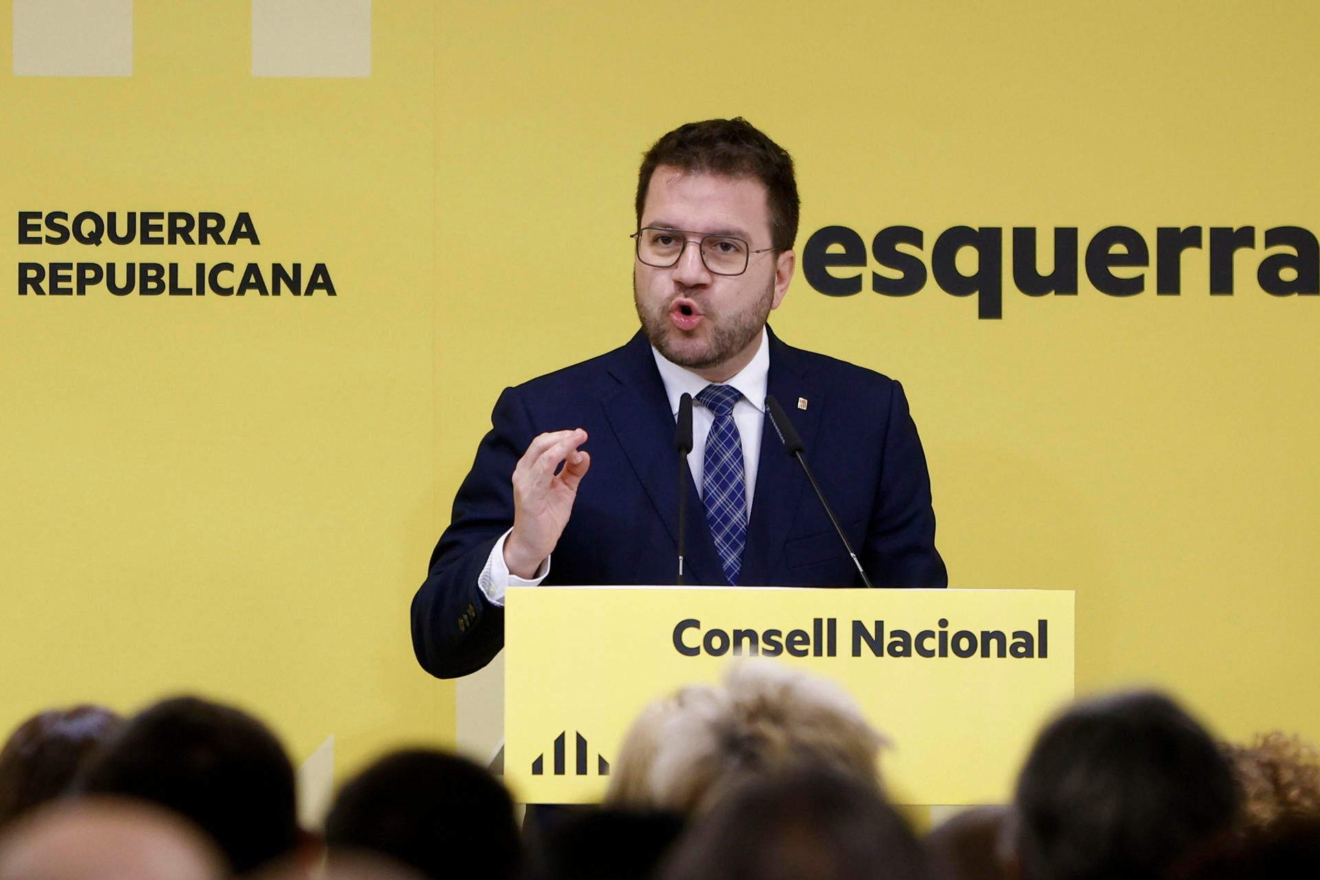 Tertulia: Se calientan las elecciones de Cataluña ¿Divorcio total entre Esquerra y Junts?