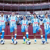 El Málaga y el recuerdo a Juanito en el 120 aniversario del fútbol El Málaga y el recuerdo a Juanito en el 120 aniversario del fútbol