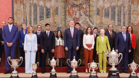 Carlos Alcaraz y Susana Rodr&iacute;guez reciben los Premios Nacionales del Deporte