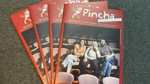 Portada de la Revista Pincha Conversamos coa directora de Pincha, Rebeca Munín, para coñecer propostas gastronómicas e culturais na cidade de Compostela.