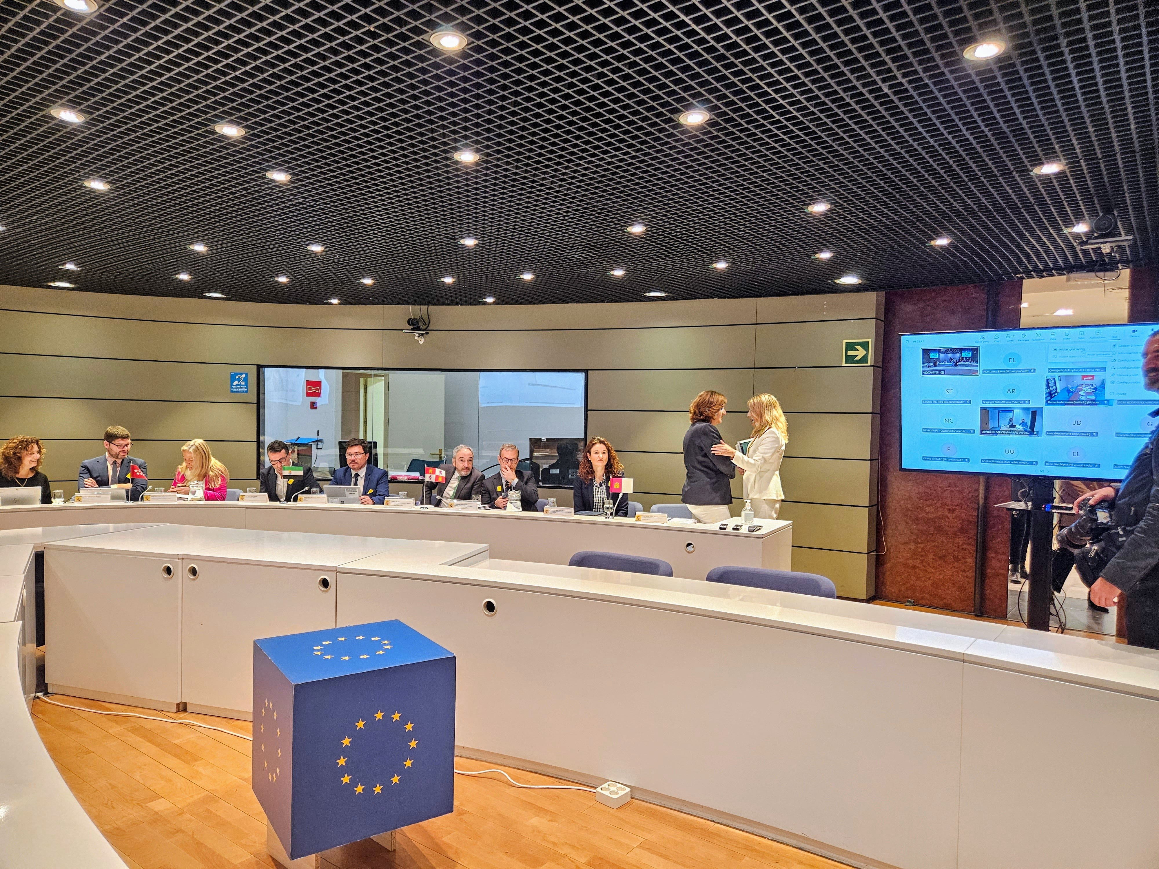 Extremadura y el resto de las CCAA del PP denuncian que el Gobierno quiere cargar la gestión del IMV a los servicios de empleo Extremadura y el resto de las CCAA del PP denuncian que el Gobierno quiere cargar la gestión del IMV a los servicios de empleo